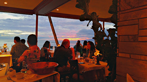 Michel's at the Colony Surf