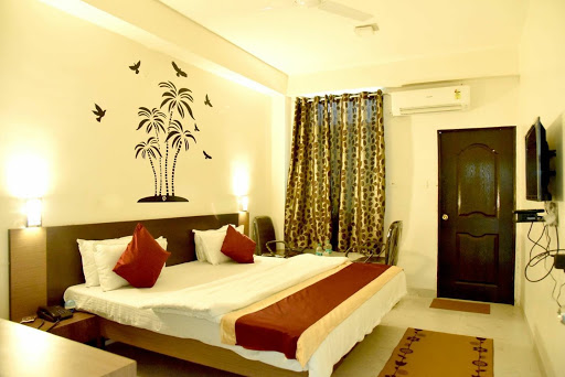 OYO Rooms 014 Near Madan Mahal Station, White Pearl Guest House, Opposite Gulati Petrol Pump, Jabalpur, Madhya Pradesh 482001, India, Hotel, state MP