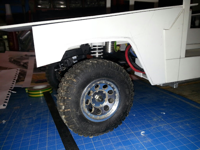 AXIAL SCX10 Hummer H1 Full styrene devient Full Zinc %255BUNSET%255D