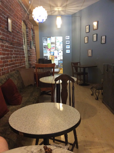 Coffee Shop «Anna Bannanas St Johns», reviews and photos, 8716 N Lombard St, Portland, OR 97203, USA