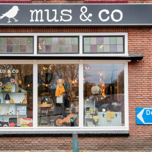 Mus & Co logo