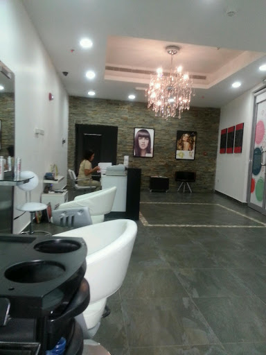 Lorita Beauty Lounge, Block B, Skycourts Towers, Dubai - Dubai - United Arab Emirates, Beauty Salon, state Dubai
