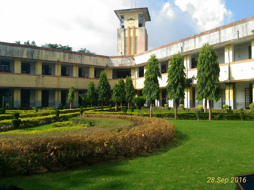 Laxminarayan Institute of Technology, Amravati Rd, Ram Nagar, Nagpur, Maharashtra 440033, India, Engineering_College, state MH