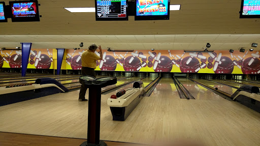 Bowling Alley «Mohegan Bowl», reviews and photos, 51 Thompson Rd, Webster, MA 01570, USA