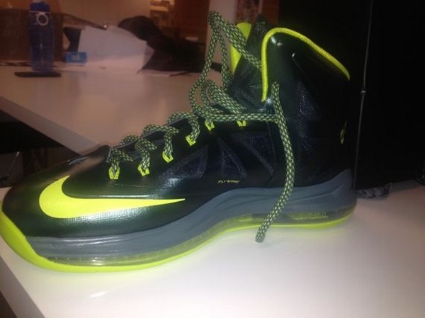 Only Slightly Better Look at Nike LeBron X Atomic Dunkman