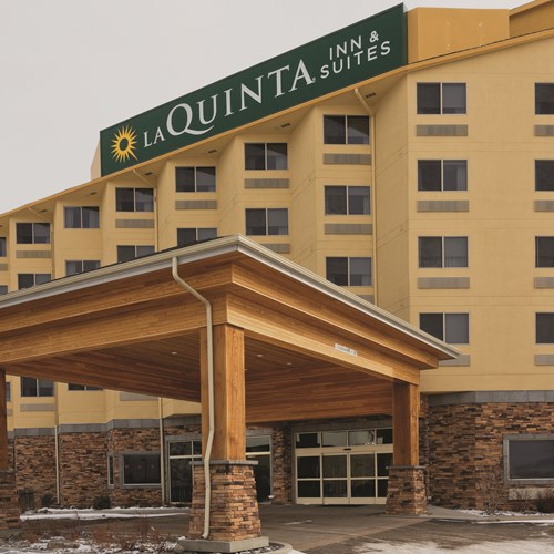 La Quinta Inn & Suites by Wyndham Butte logo