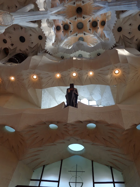 А включите-ка мне усилители качки! А подайте-ка белых пиджаков. Costa Paсifica февраль 13г