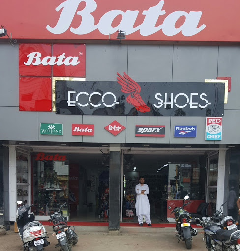 Ecco Shoes, Guru Gobind Singh Road, Opp Shrinath Medical & General Stores, Workshop Corner, Nanded, Maharashtra 431605, India, Map_shop, state MH