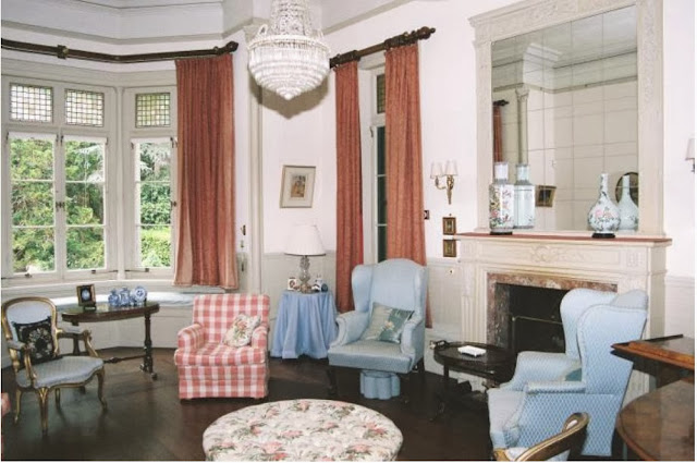 Forest lodge drawing room, bay window
