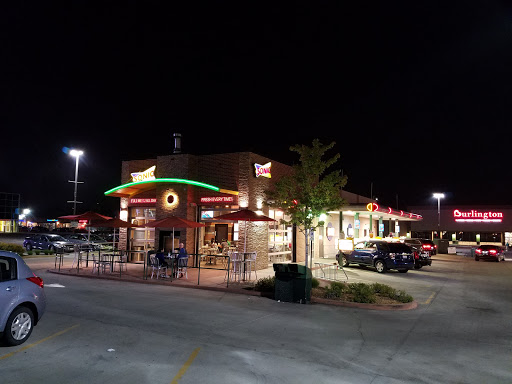 Fast Food Restaurant «Sonic Drive-In», reviews and photos, 290 W Roosevelt Rd, Villa Park, IL 60181, USA