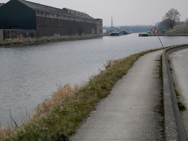 Canal Bruxelles-Charleroi  partie Flamande Halle(Lembeek) - Sint-Pieters-Leeuw - EV5 - Eurovelo 5 - F20 Voorlopig_2_maart_2013%2520383