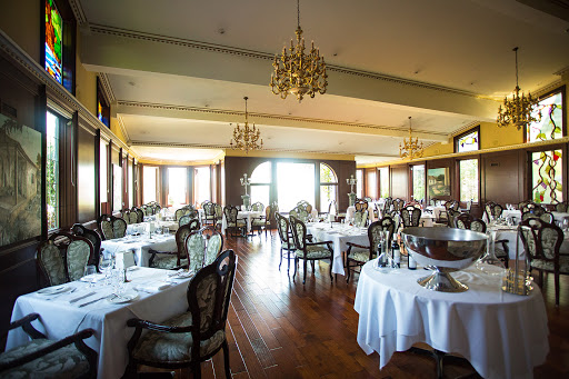 Edgewater Manor Restaurant