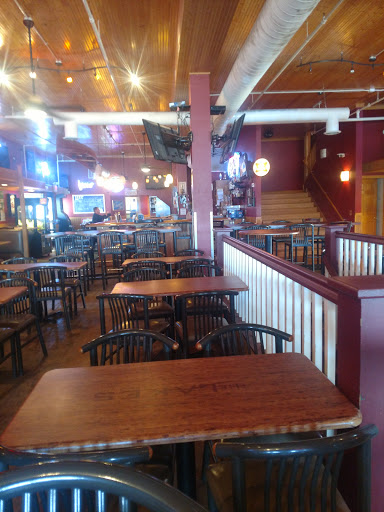 Bar «Lakes Sports Bar & Grill», reviews and photos, 151 W Humphrey St, Lake Crystal, MN 56055, USA