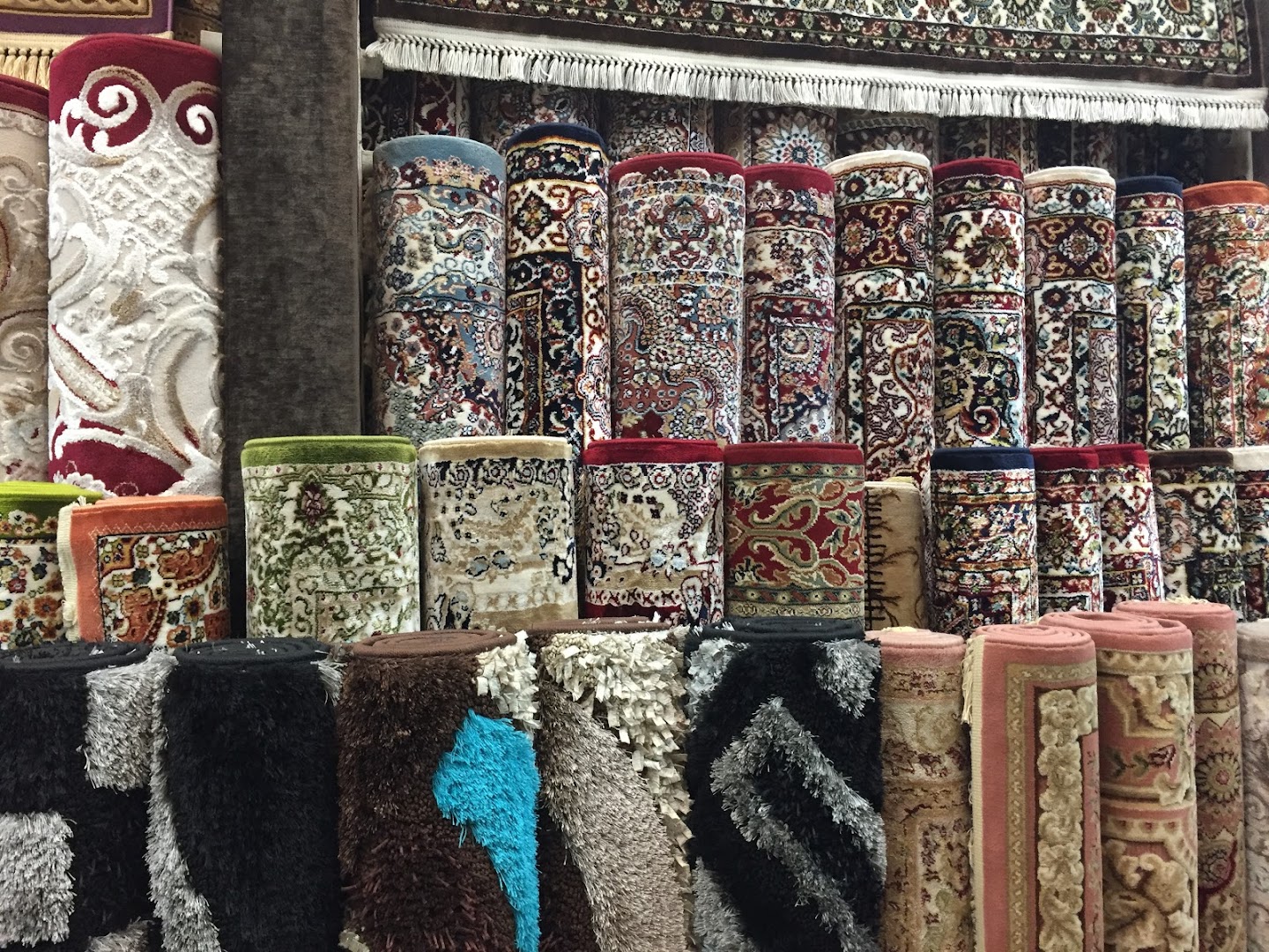 Shamo Jee Fabrics Carpets Fabric Store In Rawalpindi