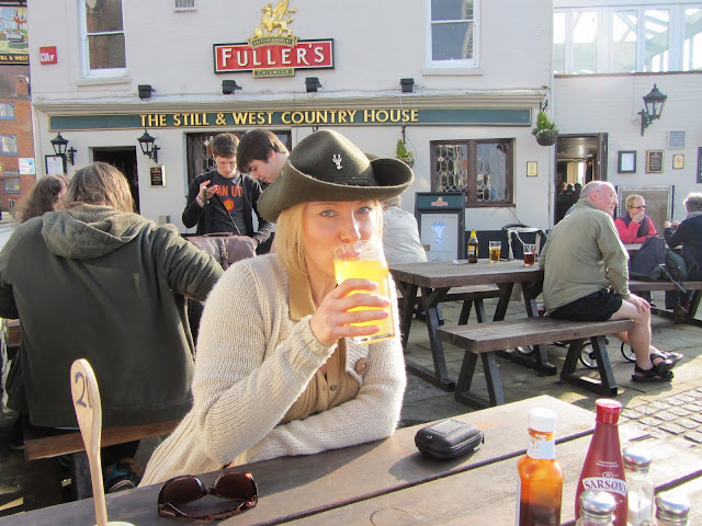 Блондинка я 