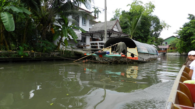 Blog de voyage-en-famille : Voyages en famille, Bangkok, Chatuchak et les klongs