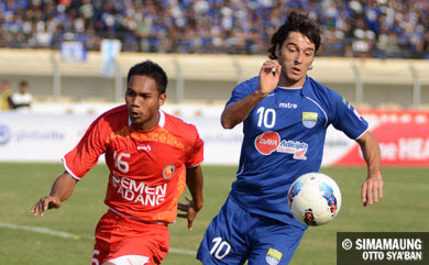 Persib vs Semen Padang 2011-2012