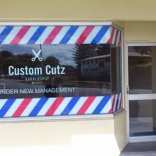 Custom Cutz Barbershop @ Kapiti logo