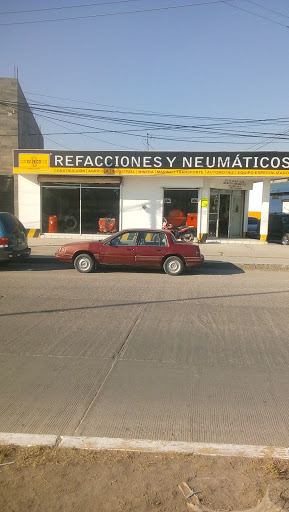 Cadeco Refacciones para maquinaria pesada, Carlos Jonguitud Barrios, Santa Cecilia, 79626 Rioverde, S.L.P., México, Tienda de neumáticos | SLP