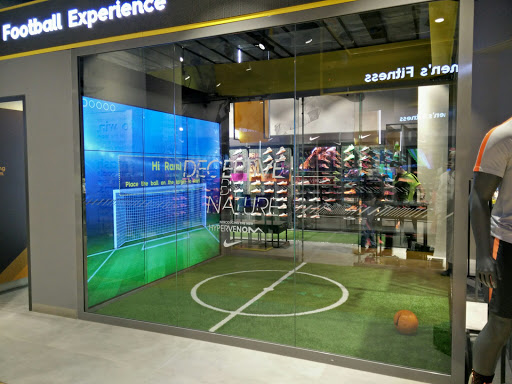Nike, The Dubai Mall, Al Doha St. - Dubai - United Arab Emirates, Sportswear Store, state Dubai