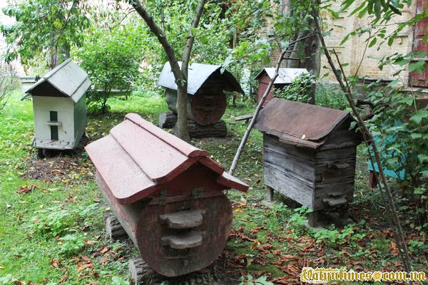 "Музей вуликів" біля церкви Святого Юрія