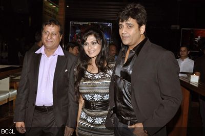 (L-R) Shankar Rohra, Rinku Ghosh and Ravi Kissen seen at the launch of <strong>Bhojpuri movie</strong> '<strong>Sansar</strong>', held at Escobar in Mumbai on February 4, 2013. (Pic: Viral Bhayani)