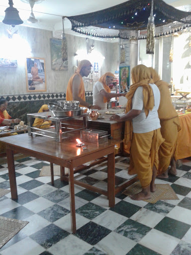 Shri Digamber Jain Mandir, Rani Bagh, 203, Rani Bagh Rd, Multani Mohalla, Rishi Nagar, Pitampura, Delhi, 110034, India, Jain_Temple, state DL