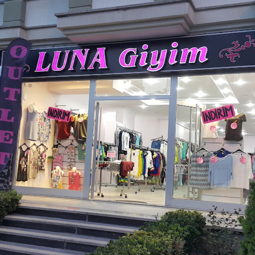 LUNA Giyim logo
