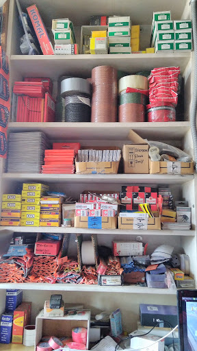 Rajesh Traders, Shop No. 10/11,Suraj Hieghts, SH10, Ahmednagar, Maharashtra 414111, India, Hardware_Shop, state MH