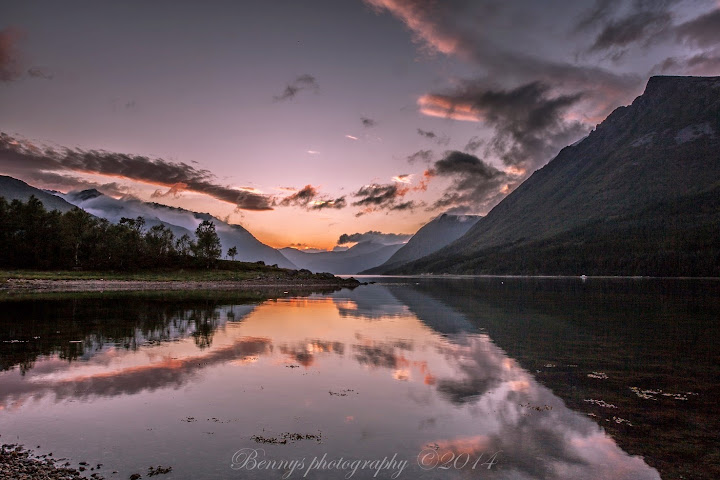 Sunset in Sørfjorden, Vesterålen, Norway. Photographer Benny Høynes