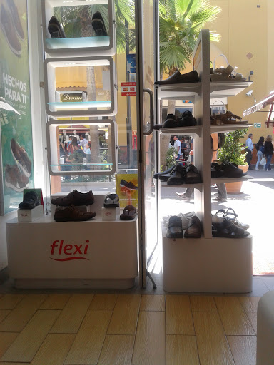 Flexi, Tijuana Macro Plaza, Blvd. Insurgentes 18015, Río Tercera Etapa, 22226 Tijuana, B.C., México, Tienda de botas | BC