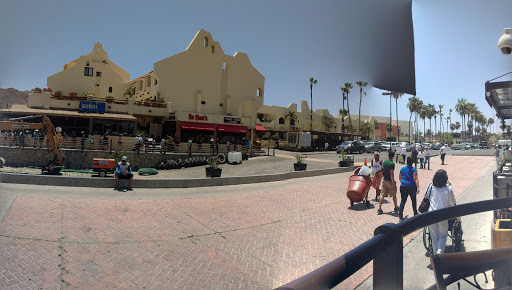 Centro Comercial Puerto Paraíso, Leona Vicario, El Medano Ejidal, Marina, 23479 Cabo San Lucas, B.C.S., México, Atracción turística | BCS