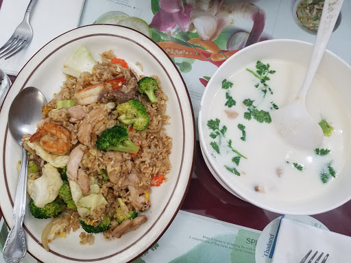 Restaurant «Thai Lingo Restaurant», reviews and photos, 118 N Tustin Ave, Anaheim, CA 92807, USA
