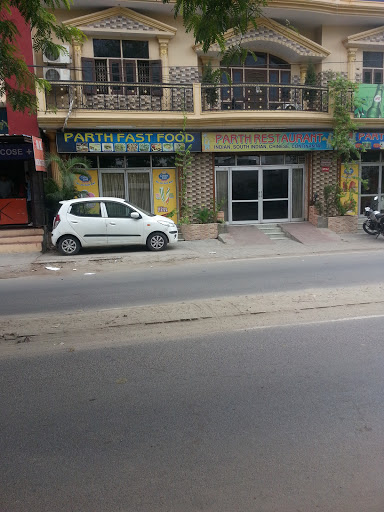 Parth Restaurant, Moradabad, Vikas Colony, Buddhi Vihar, Moradabad, Uttar Pradesh 244001, India, Restaurant, state UP
