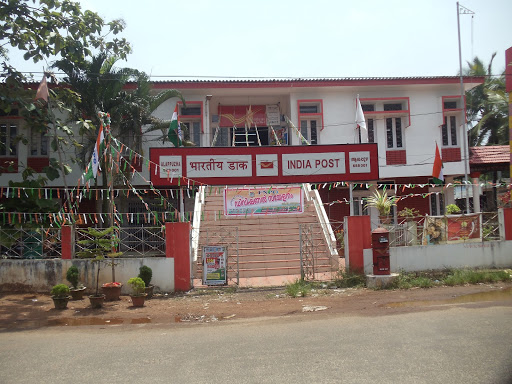 Head Post Office, Telephone Exchange Rd, Chakkara Kadavu Pally, Sea View Ward, Alappuzha, Kerala 688001, India, Shipping_and_postal_service, state KL