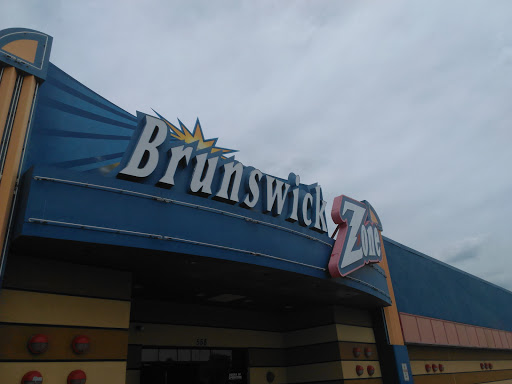 Bowling Alley «Brunswick Zone Glendale Heights», reviews and photos, 558 North Ave, Glendale Heights, IL 60139, USA