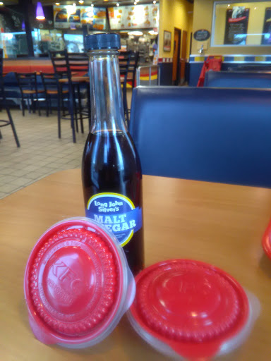 Fast Food Restaurant «KFC», reviews and photos, 1001 NW Washington Blvd, Hamilton, OH 45013, USA