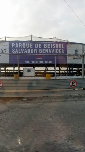 Estadio Salvador Benavides, Francisco de Luna 808, Zona Industrial, 25618 Frontera, Coah., México, Actividades recreativas | COAH