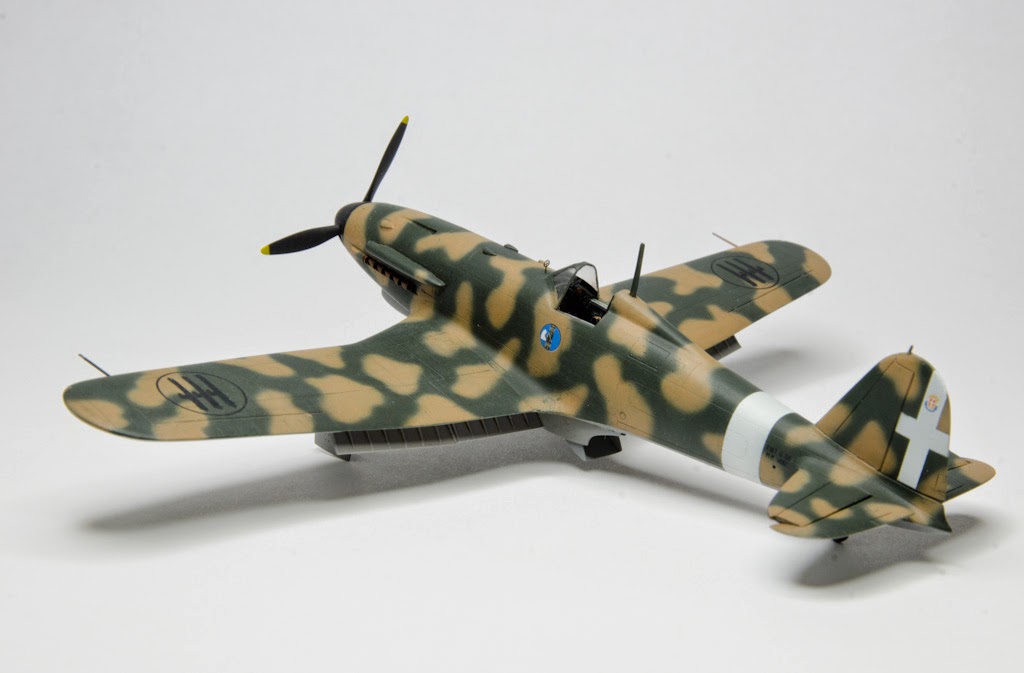 Fiat G.55 Sotoserie 0 Special Hobby 1/72e - Page 8 G-55-32