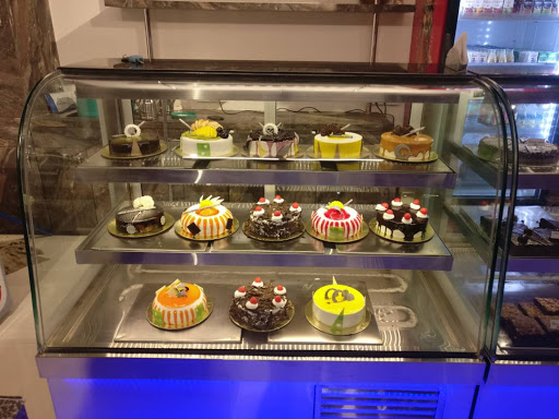 Cakes & cookies, Happy residence, H5,H6 landmark city kunhari, Kota, Rajasthan 324008, India, Bakery_and_Cake_Shop, state AP