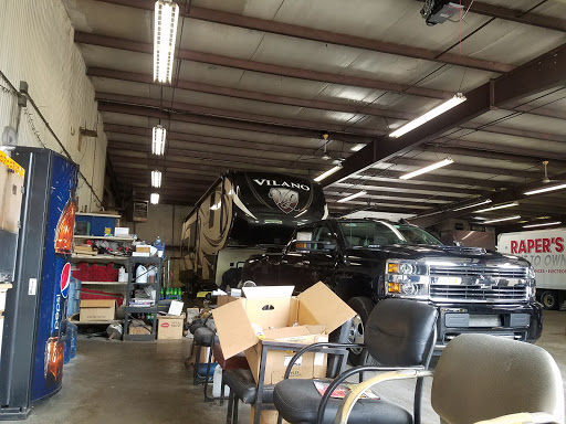 Truck Repair Shop «Greens Fork Truck and Tire Repair», reviews and photos, 2441 N Centerville Rd, Centerville, IN 47330, USA