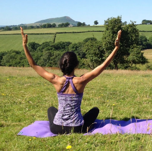 Nikki Darling Yoga