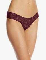 <br />Hanky Panky Women's Signature Lace Low-Rise Thong Panty