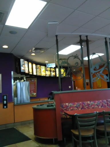 Mexican Restaurant «Taco Bell», reviews and photos, 6698 Pearl Rd, Parma Heights, OH 44130, USA