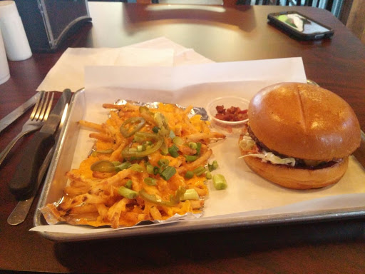 Hamburger Restaurant «Blues Burgers», reviews and photos, 1820 W Mockingbird Ln #44, Dallas, TX 75235, USA