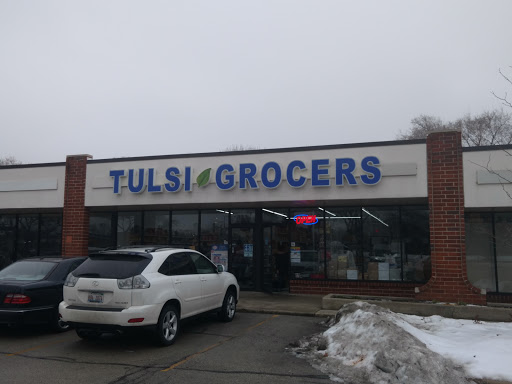 Indian Grocery Store «Tulsi Grocers», reviews and photos, 873 E Schaumburg Rd, Schaumburg, IL 60194, USA