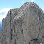 Zoom sur le Pollego Inferior. A droite la fissure du rappel