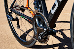 Divo ST Shimano Ultegra 6870 Di2 Knight Composites 35  Complete Bike at twohubs.com