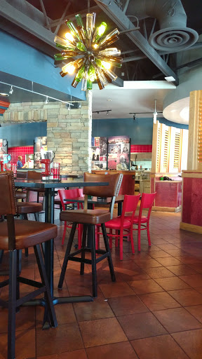 Hamburger Restaurant «Red Robin Gourmet Burgers», reviews and photos, 1507 Highwoods Blvd, Greensboro, NC 27410, USA