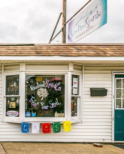 Metaphysical Supply Store «Kindred Spirits Books and Gifts», reviews and photos, 66 W Water St, Hellertown, PA 18055, USA